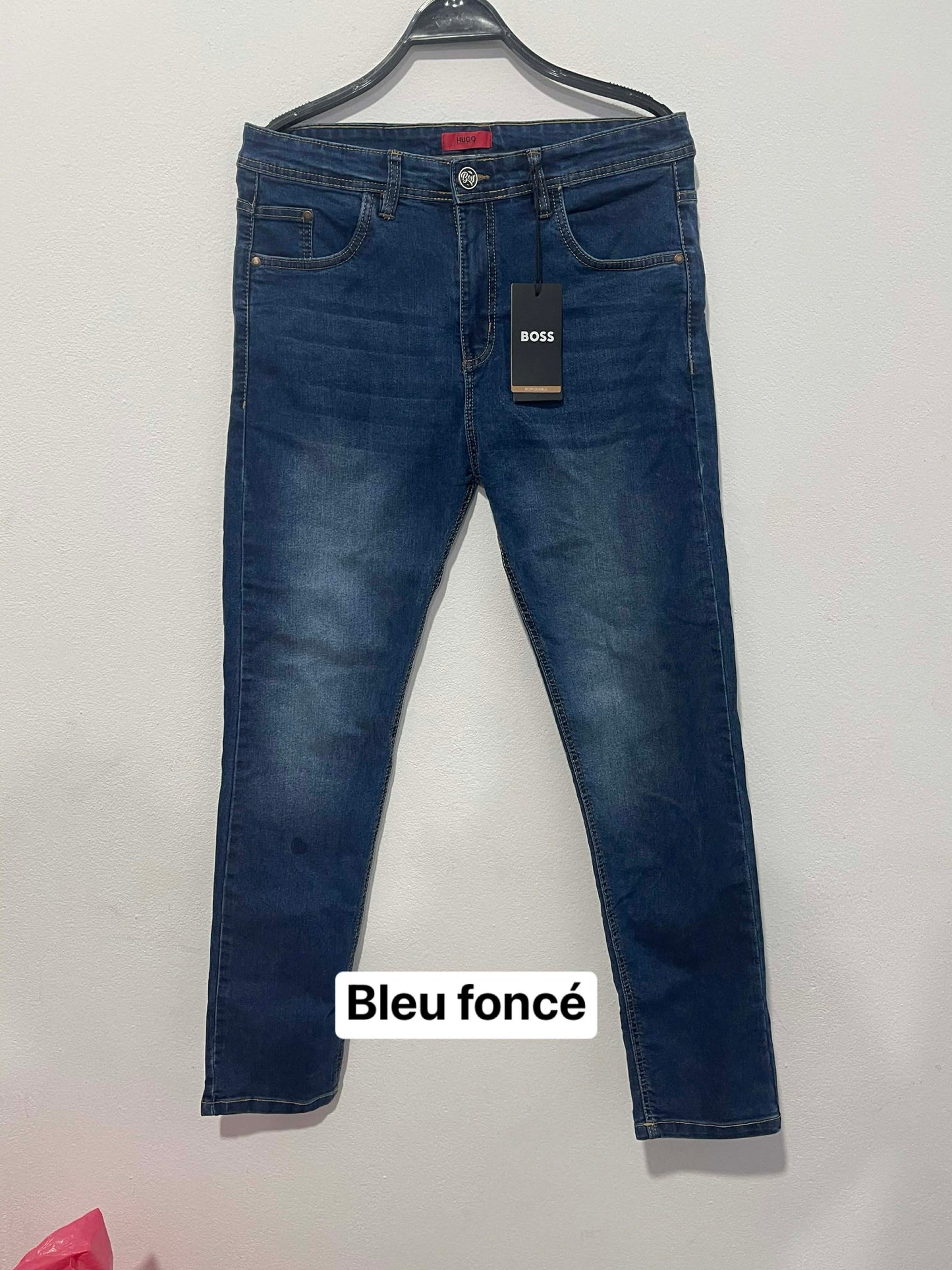 Jean BOSS – Élégance (Copie)