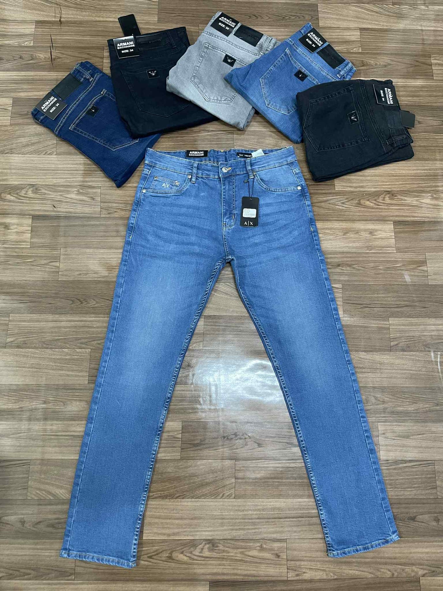 Jeans Armani 2025
