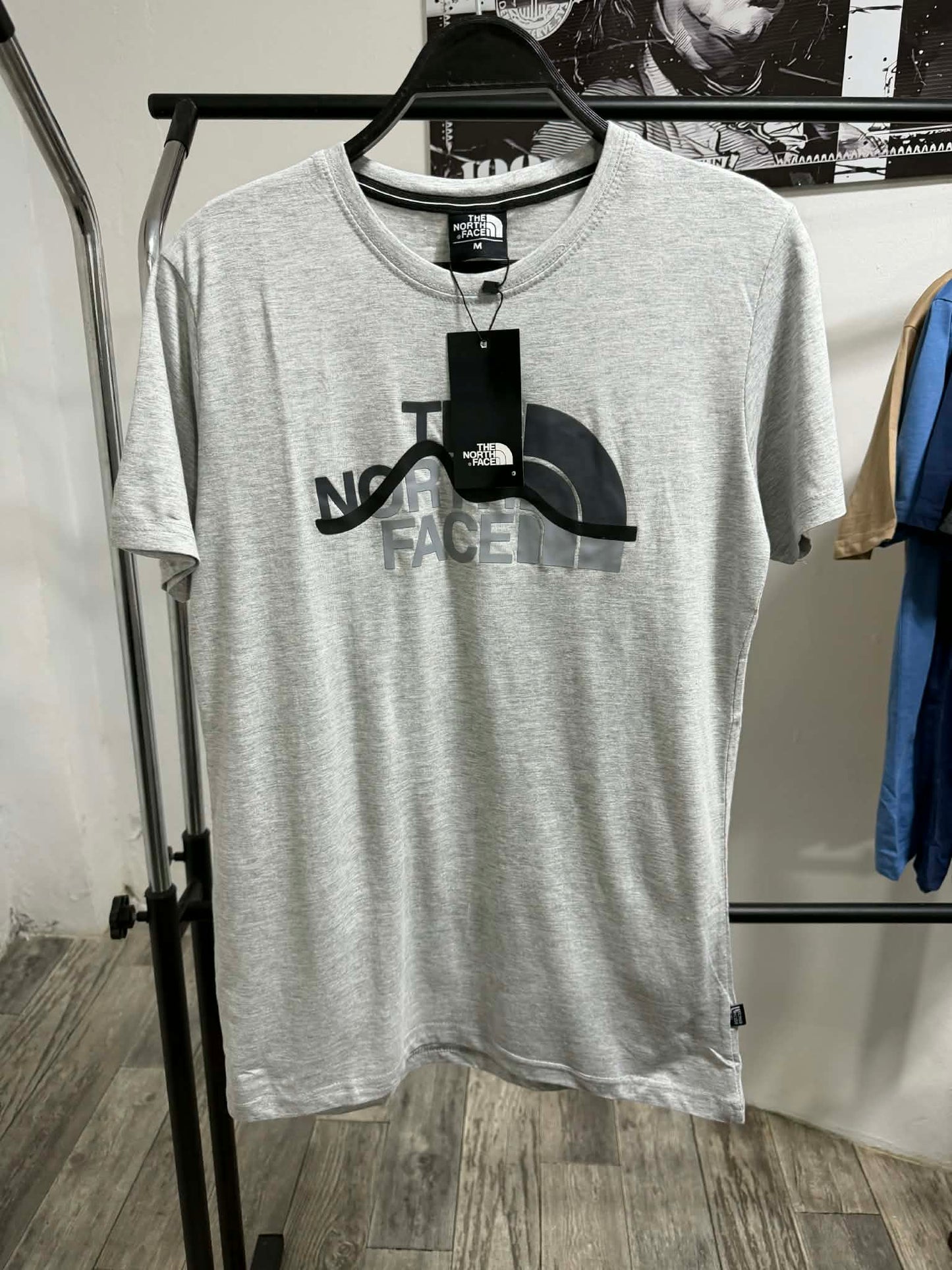 تيشرت The North Face – ستايل عصري وجودة عالية