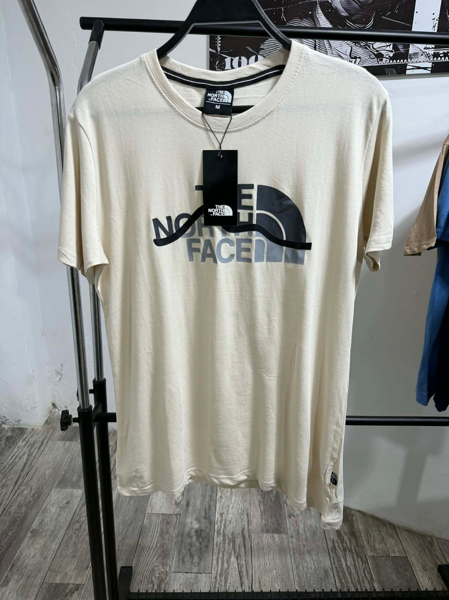 تيشرت The North Face – ستايل عصري وجودة عالية