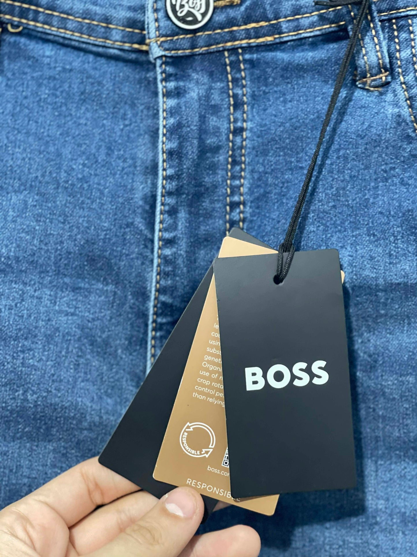 Jean BOSS – Élégance (Copie)