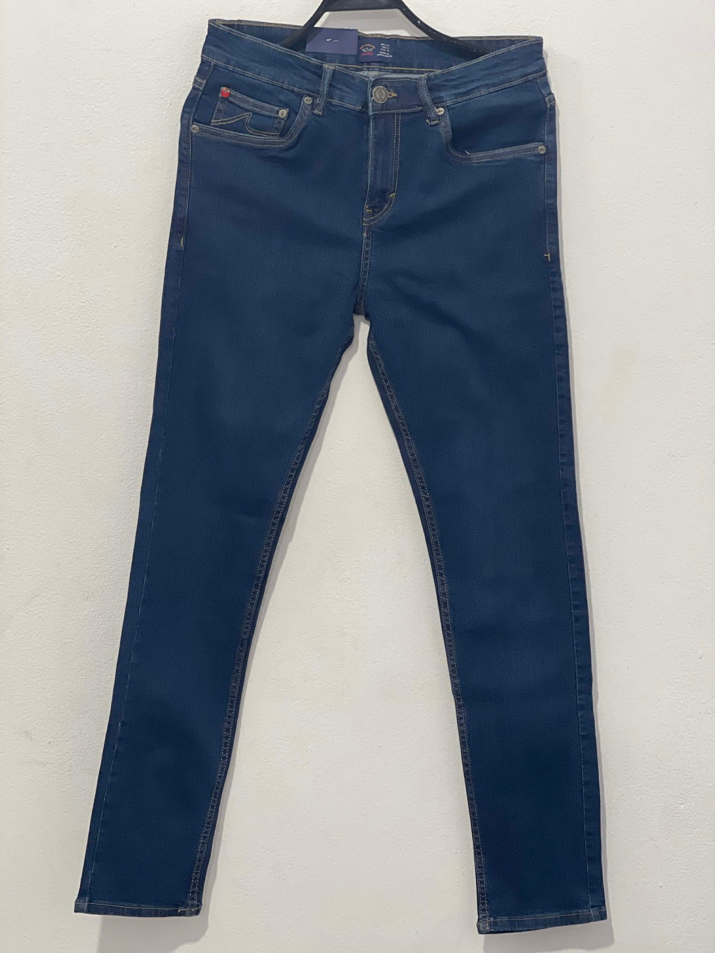 Jeans Paul and Shark
