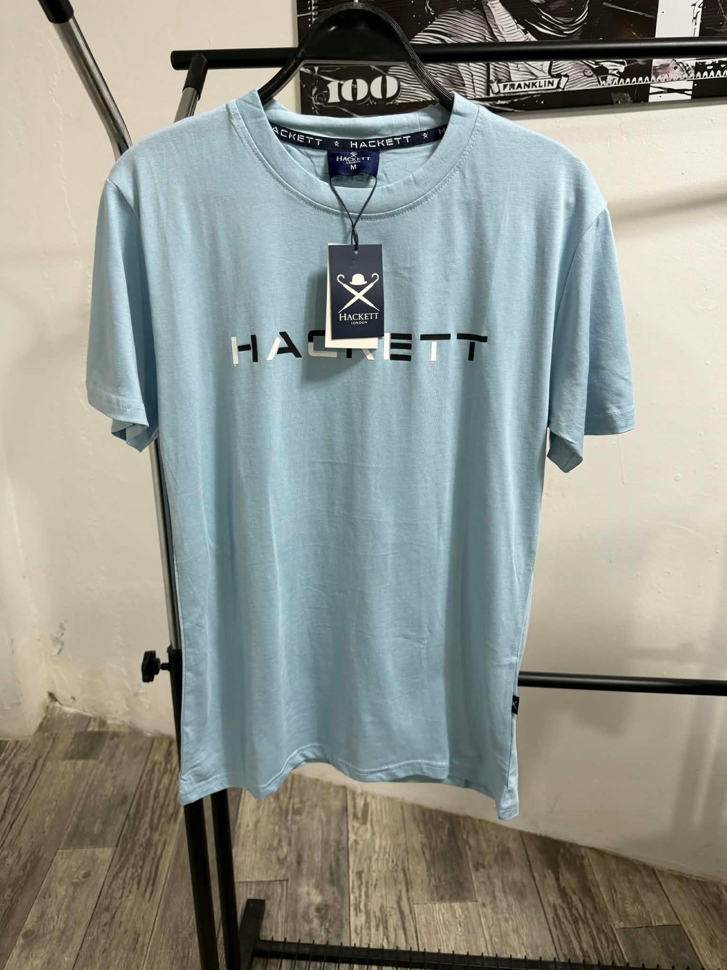 تيشرت Hackett London – أناقة بلمسة إنجليزية