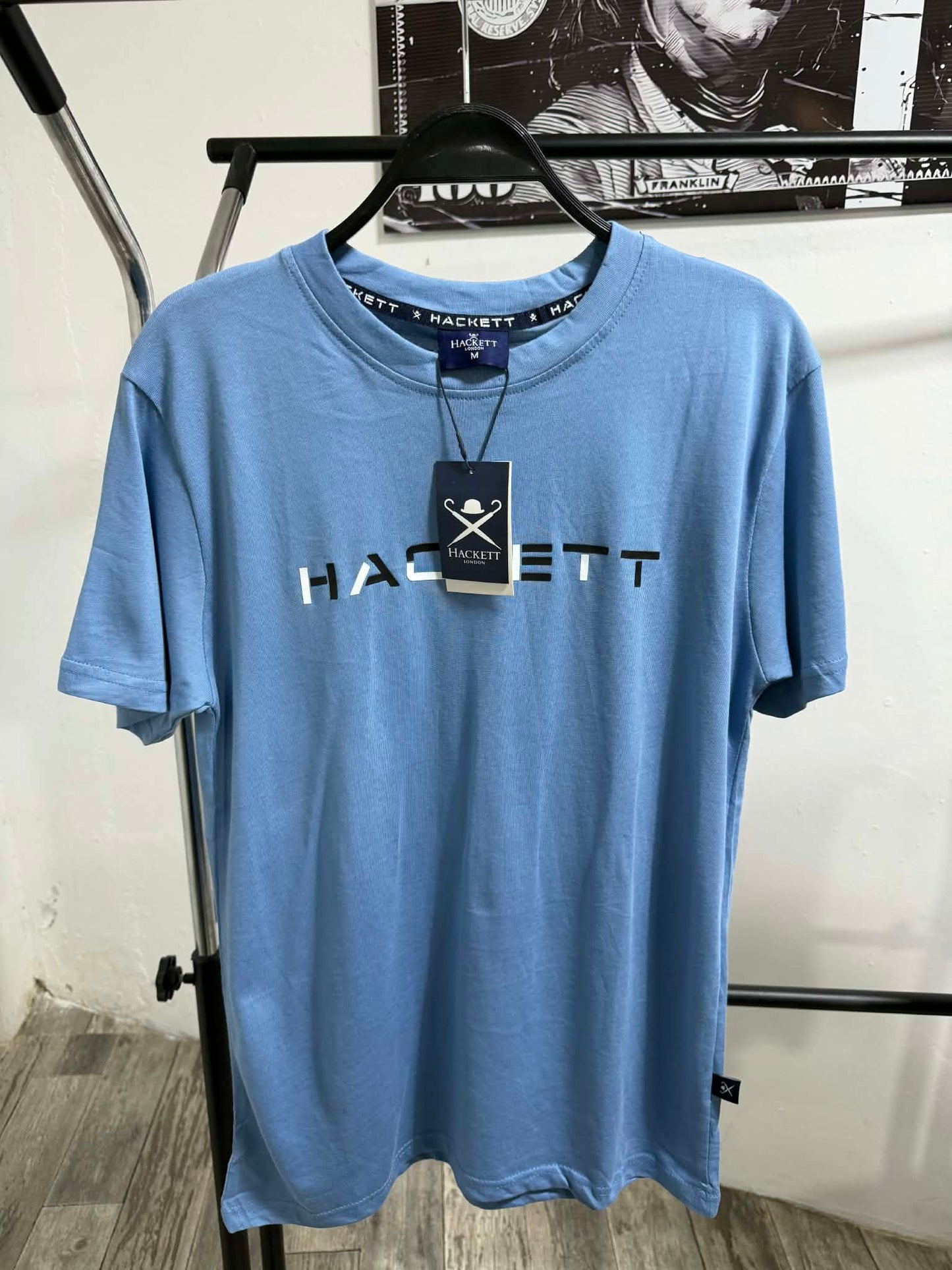 تيشرت Hackett London – أناقة بلمسة إنجليزية